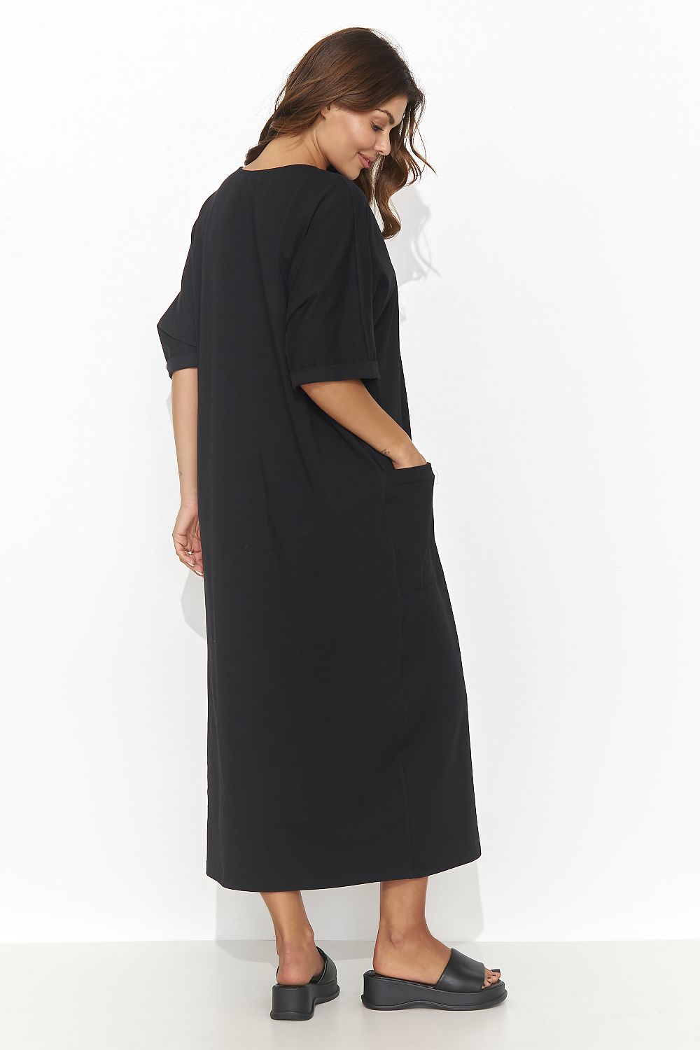 Sukienka Model NU473 Black - Numinou