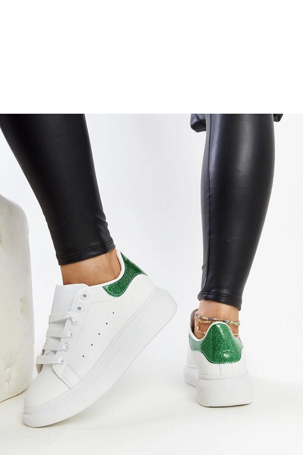 Biało-zielone sneakersy eko-skórzane Fatimah - Solea