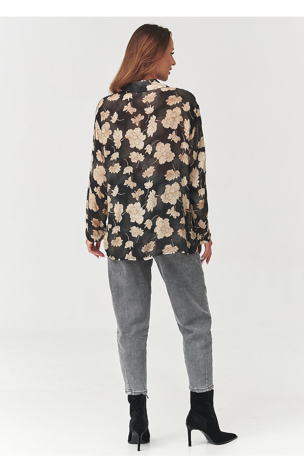 Koszula Damska Model C5 Beige Flowers - Makadamia