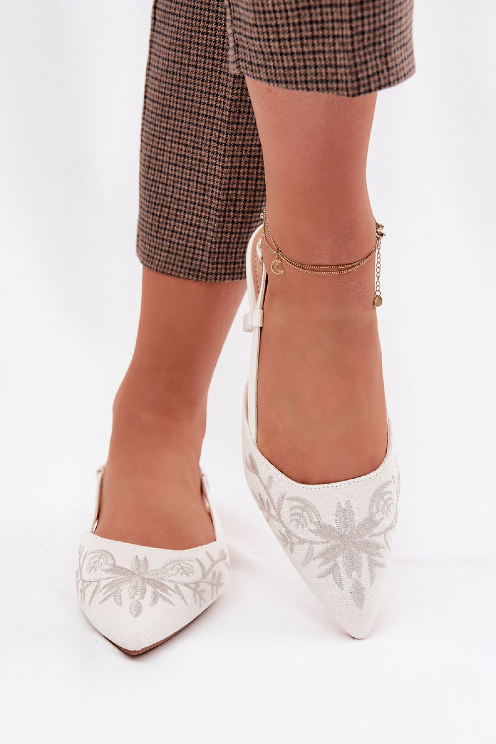 Sandały Model Grelia S23624 White - Step in style