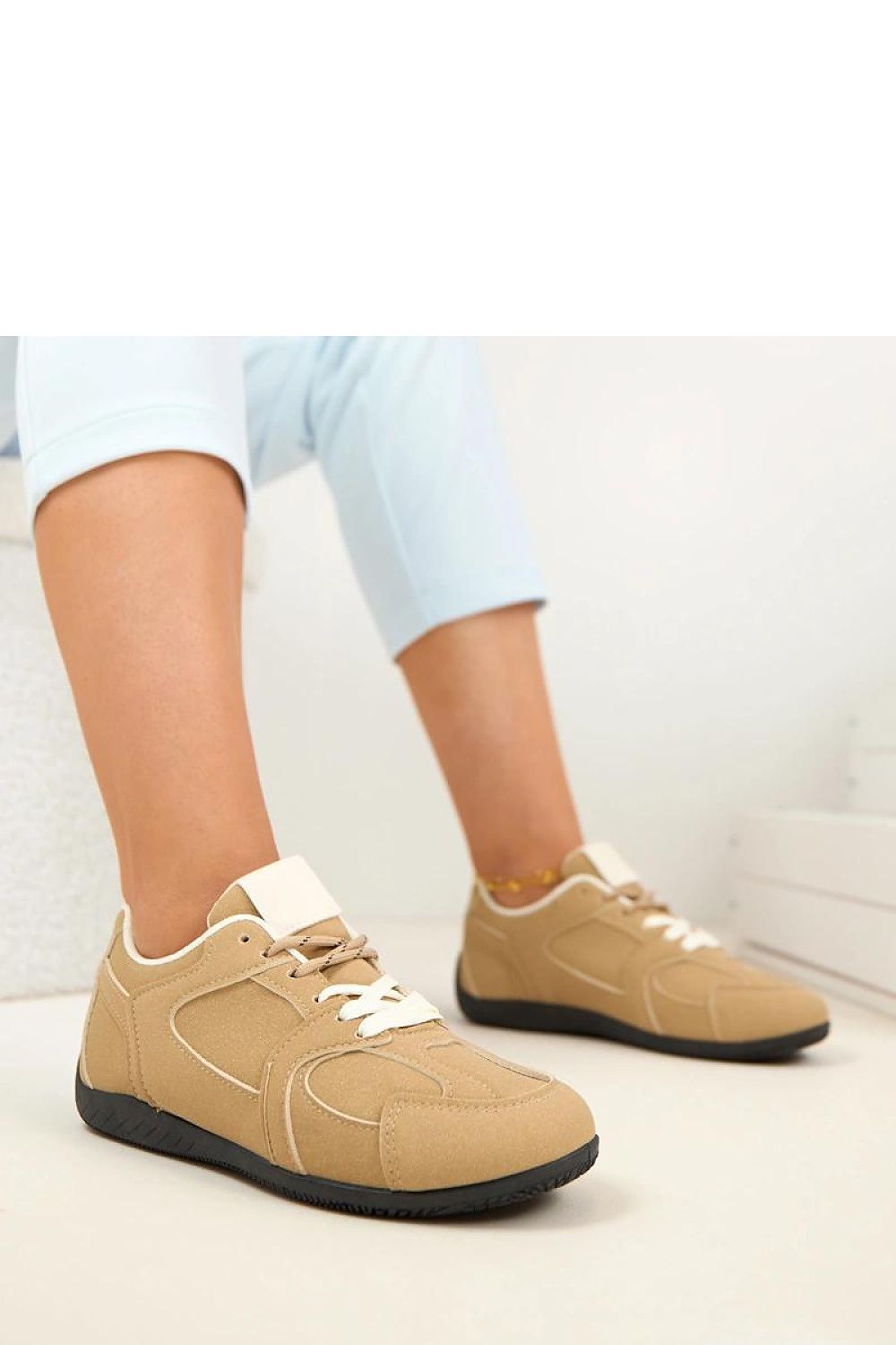 Buty Sportowe Model Amaryllis 81222-6 Beige - Solea