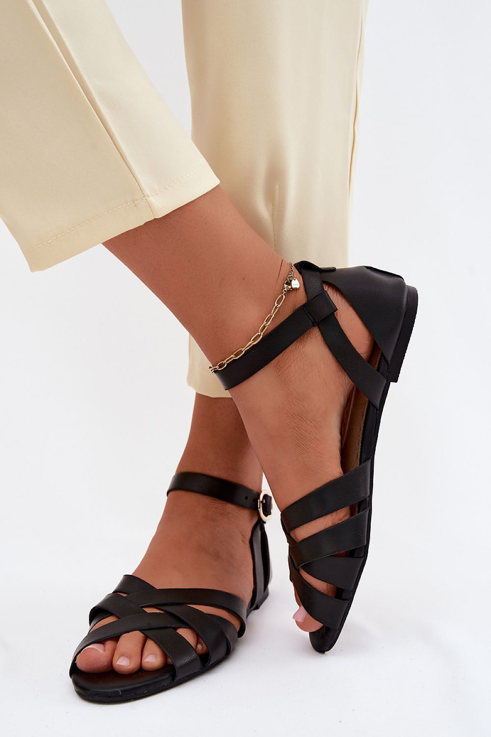 Sandały Model Lagos 26SD35-155 Black - Step in style