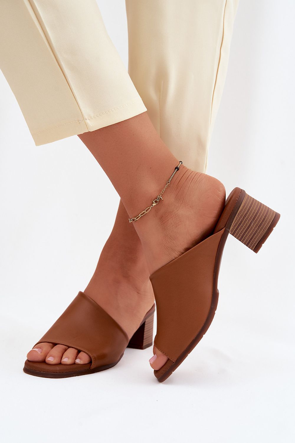 Sandał Klapki Model Maciejka E7395-29 Camel - Step in style