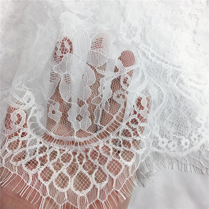 Mini spódnica z tiulu i koronki – transparentna, elegancka, letnia — biała — Spódnice — EldoradoShop