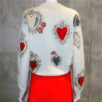 Sweter z haftem serca – romantyczny, kobiecy — Swetry — EldoradoShop