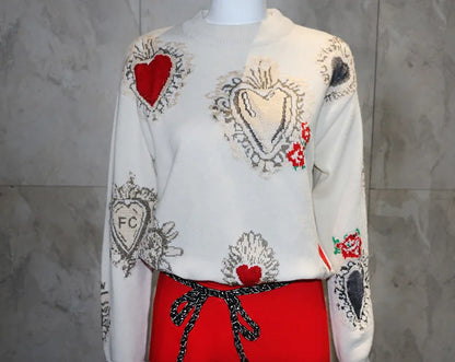 Sweter z haftem serca – romantyczny, kobiecy — Swetry — EldoradoShop