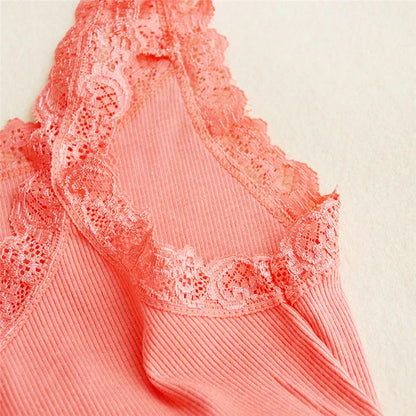 Top na ramiączkach z koronką – czarny, letni, bez rękawów — czarna — Topy — EldoradoShop