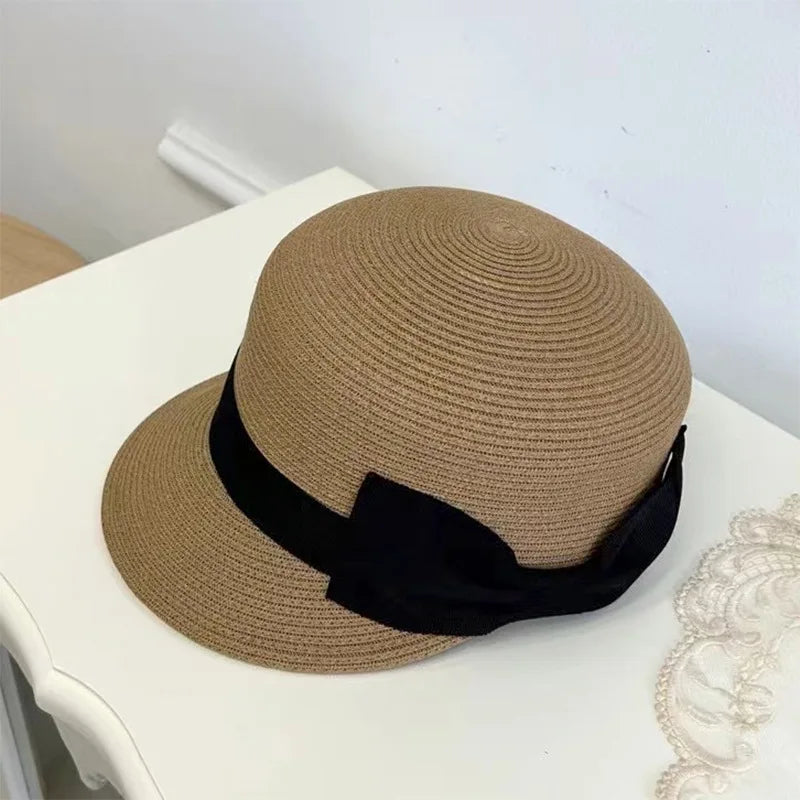 Elegancki słomkowy kapelusz damski – kokarda, oddychający, letni — Nakrycia głowy — EldoradoShop