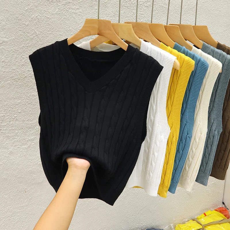 Bezrękawnik sweter V-neck – damski, klasyczny — Swetry — EldoradoShop