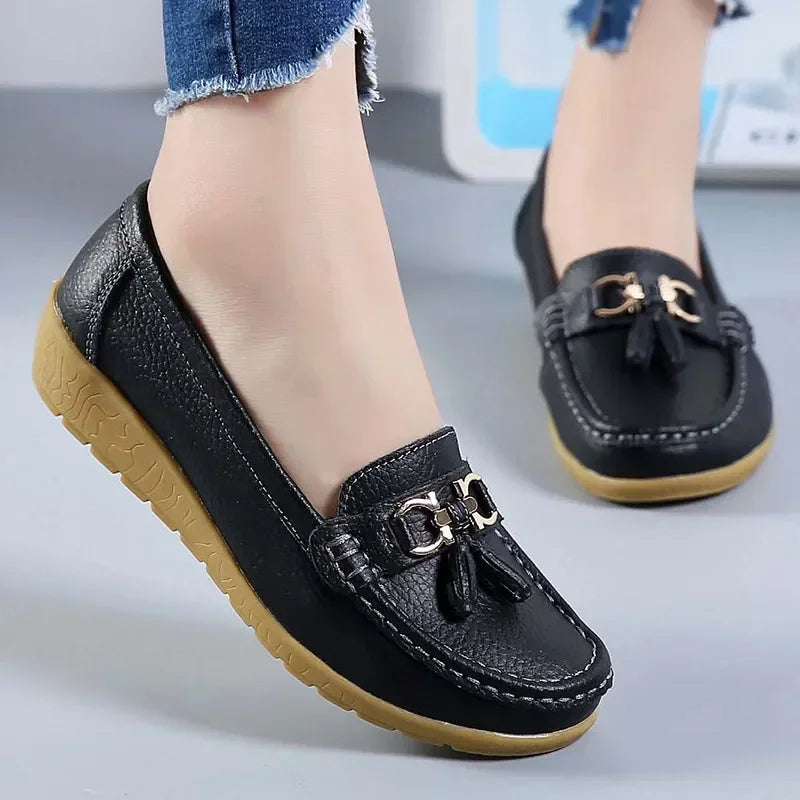 Damskie mokasyny slip-on – baleriny, casual, wygodne, płaskie — czarna — Obuwie — EldoradoShop