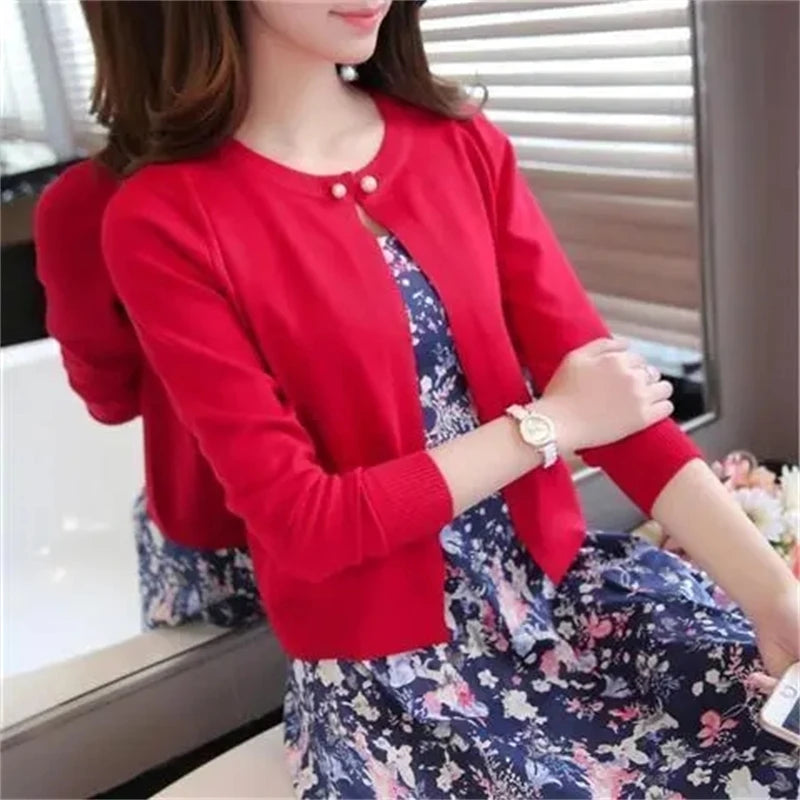 Koreański kardigan jesienny – ciepły, modny