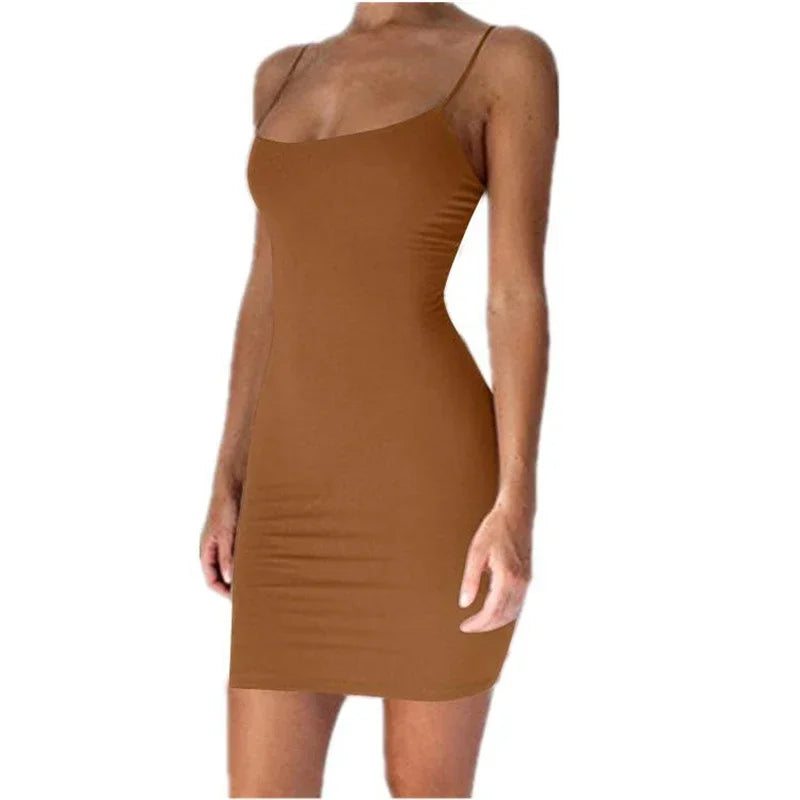 Mini sukienka na ramiączkach – bodycon, letnia, elegancka — Sukienka — EldoradoShop
