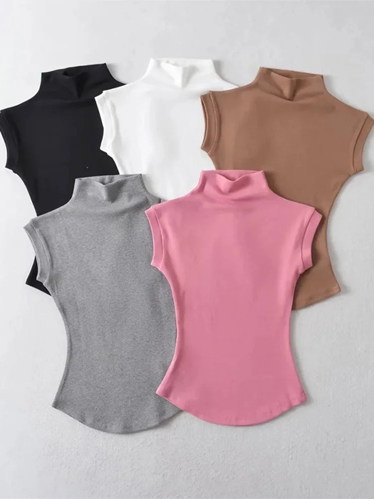 Damski top z golfem – bez rękawów, letni, slim — Topy — EldoradoShop