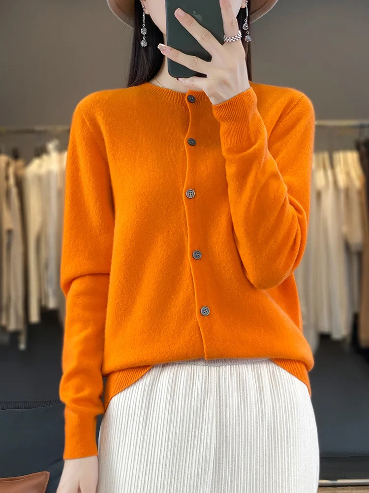 Kardigan merino 100% – zapinany, kobiecy, podstawowy — Swetry — EldoradoShop