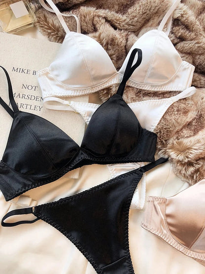 Komplet bielizny damskiej – jedwabisty, bezfiszbinowy, elegancki — Bielizna — EldoradoShop