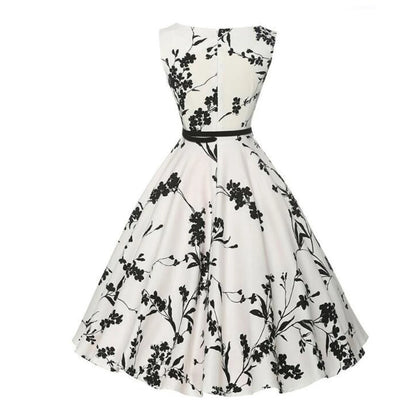 Sukienka vintage w kwiaty – rozkloszowana, retro — Sukienka — EldoradoShop