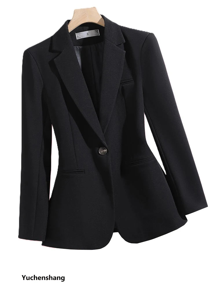 Marynarka jesienna damska – różna kolorystyka