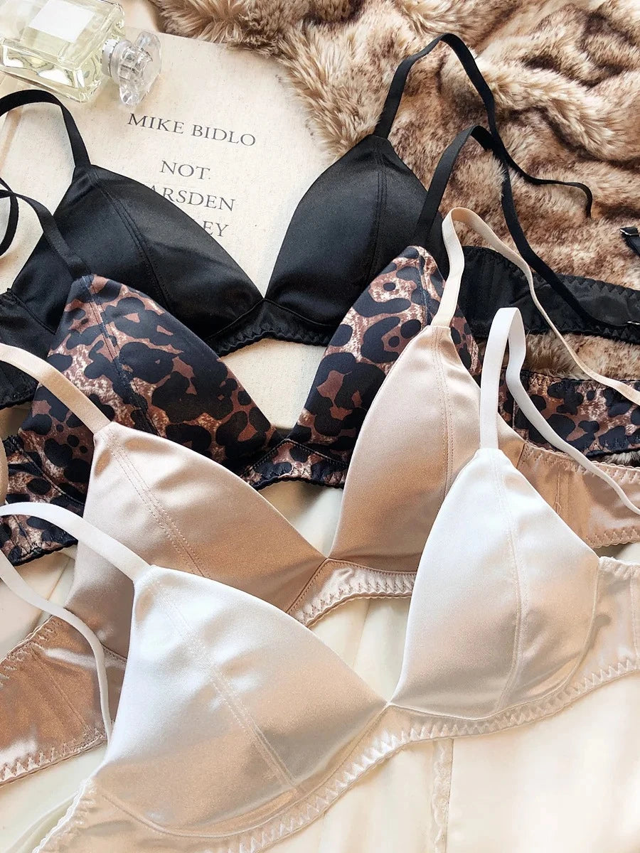 Komplet bielizny damskiej – jedwabisty, bezfiszbinowy, elegancki — Bielizna — EldoradoShop