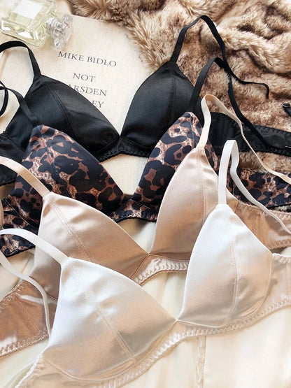 Komplet bielizny damskiej – jedwabisty, bezfiszbinowy, elegancki — Bielizna — EldoradoShop