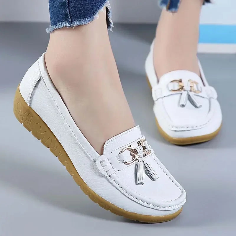Damskie mokasyny slip-on – baleriny, casual, wygodne, płaskie — czarna — Obuwie — EldoradoShop