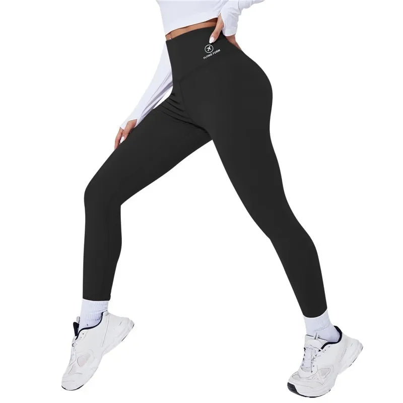Legginsy sportowe wide leg – wygoda i miejski styl — Legginsy — EldoradoShop