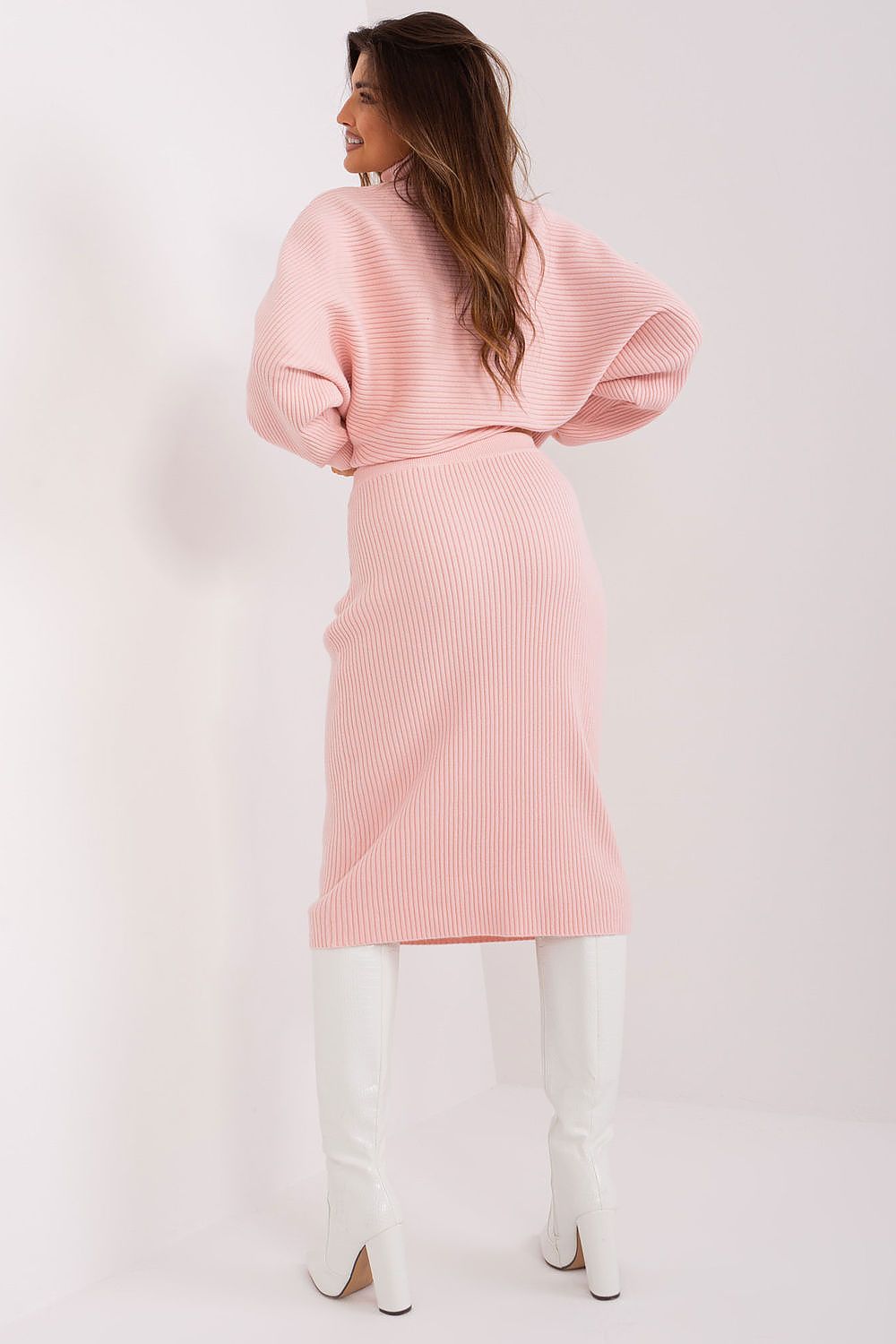  Spódnica Model AT-SD-2331.00P Light Pink - AT 