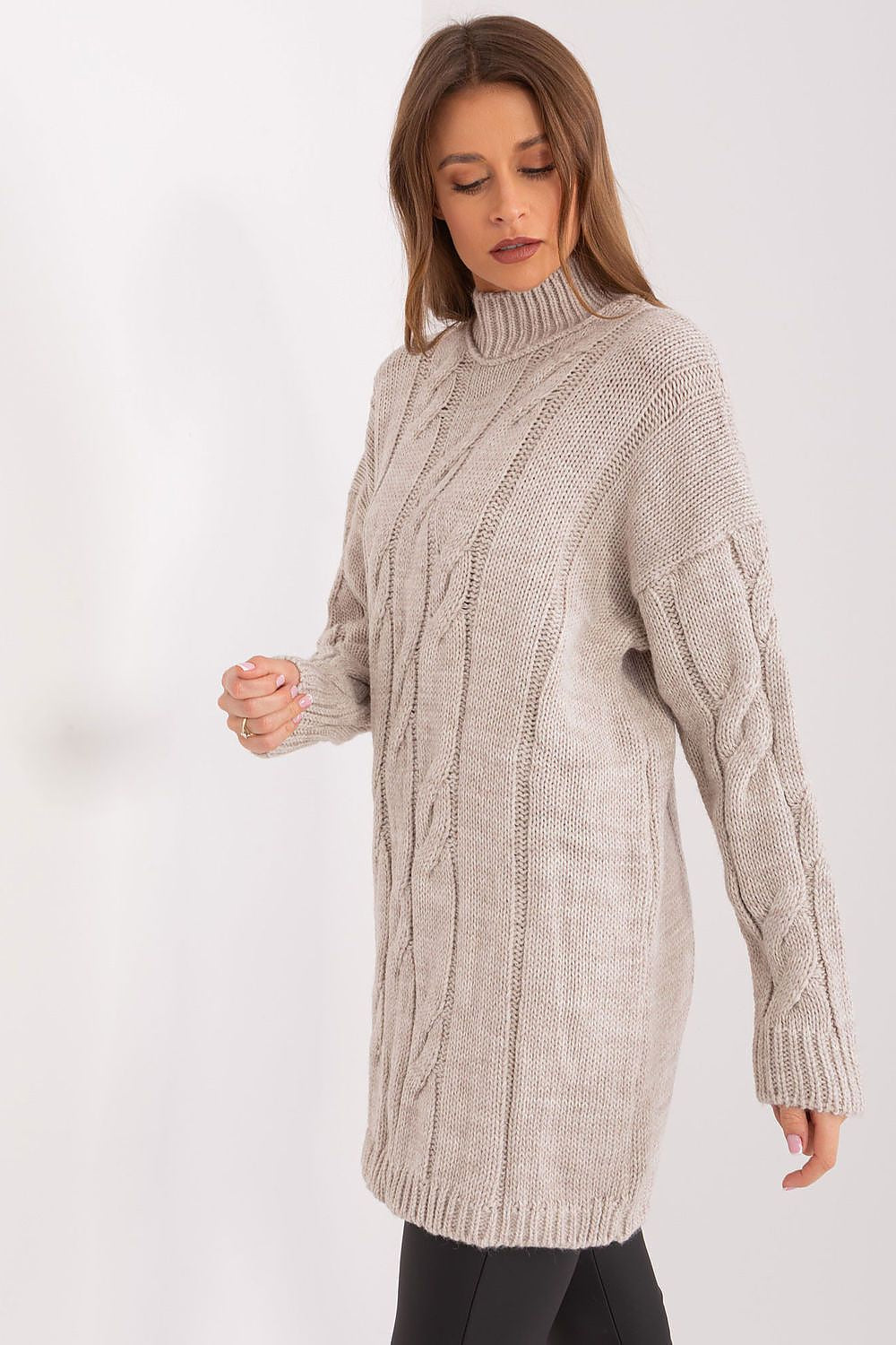  Sukienka Model LC-SK-1561.72P Beige - Rue Paris 