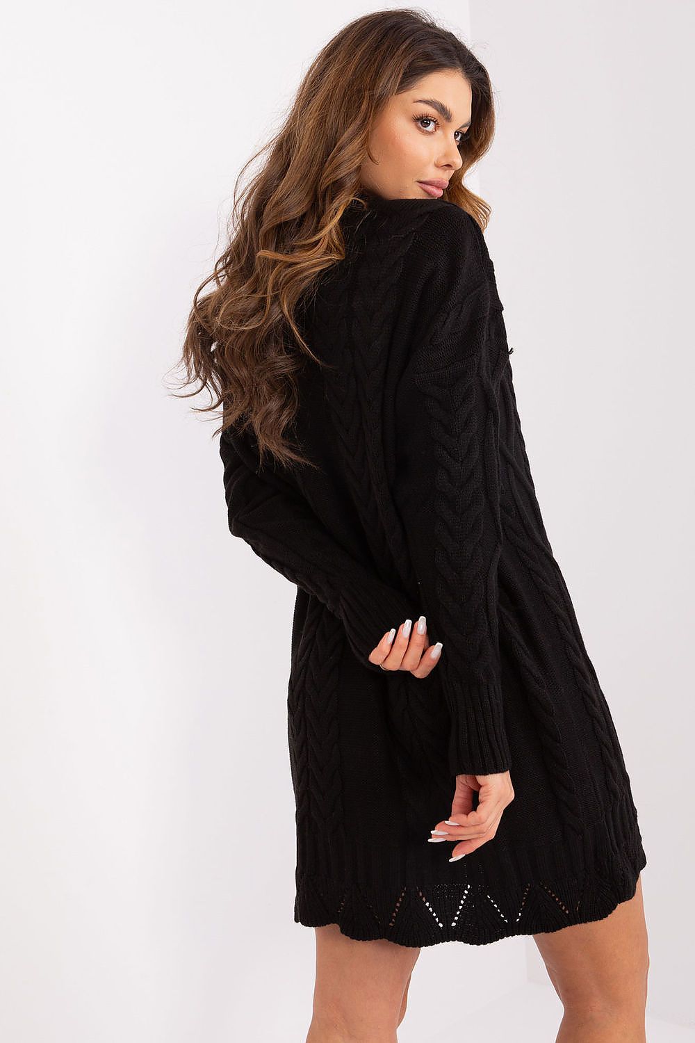  Sukienka Model LC-SK-8012-2.51P Black - Rue Paris 