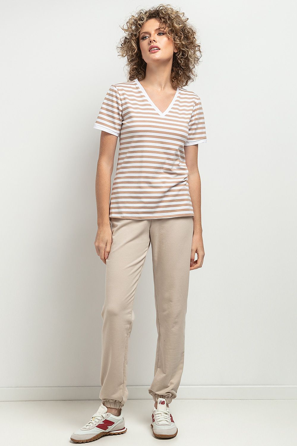   Bluzka Model T394/12 White/Beige Paski - Tessita 