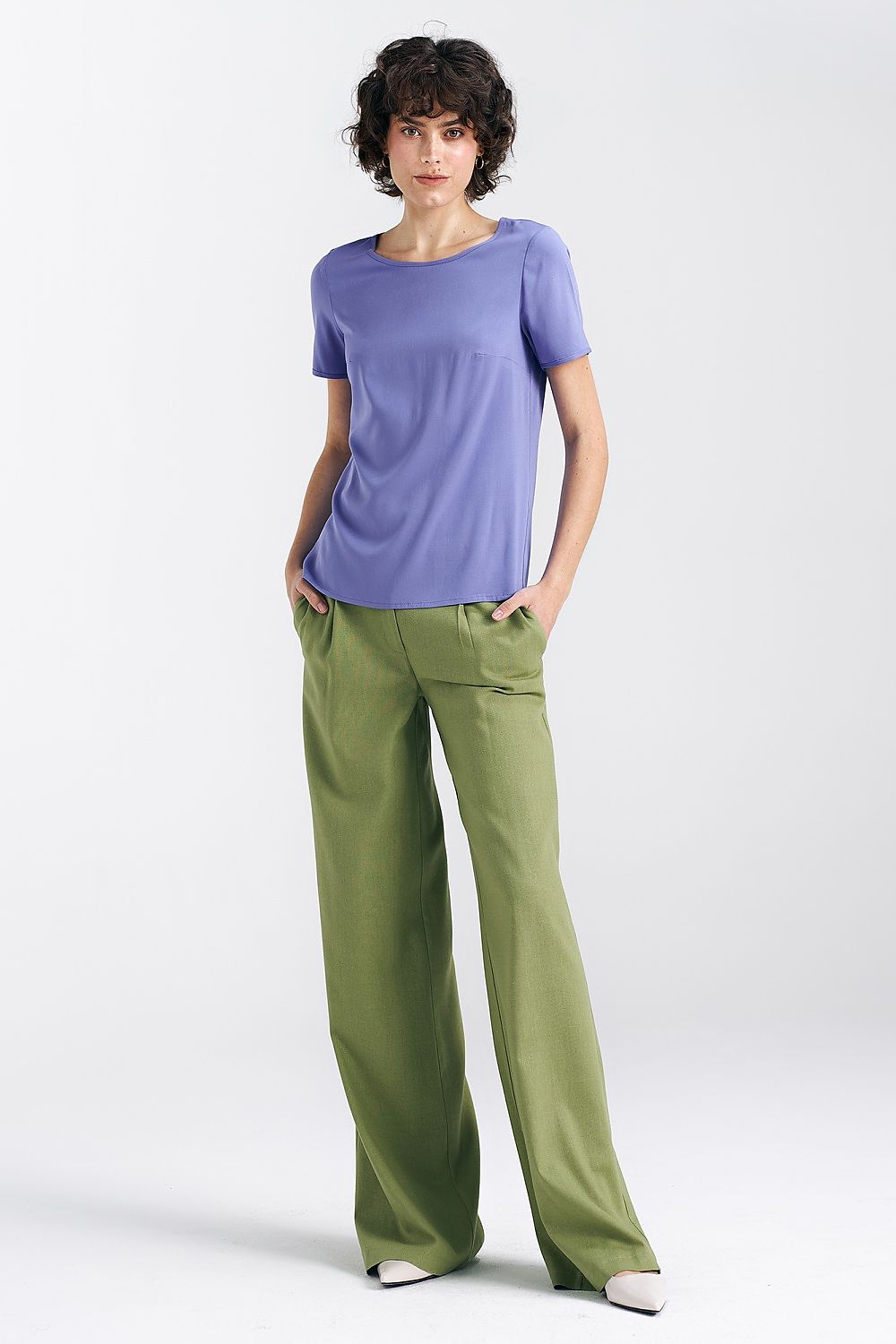   Bluzka basic z krótkim rękawem B160 Violet - Nife 