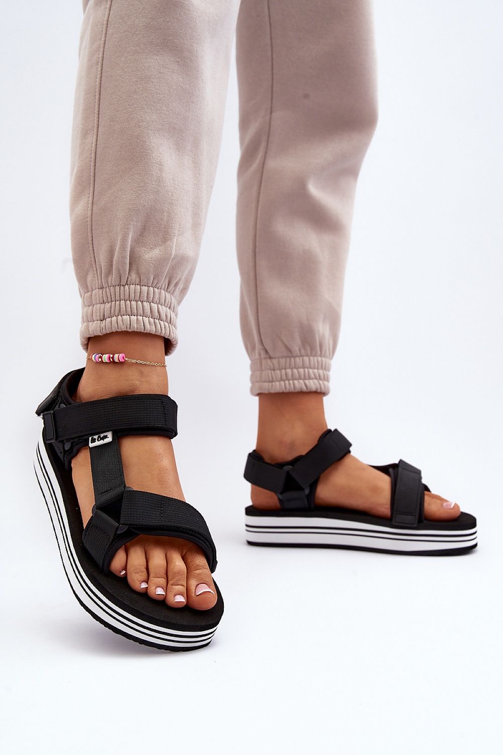  Sandały Model Lee Cooper LCW-24-05-2753 Black/White - Step in style 