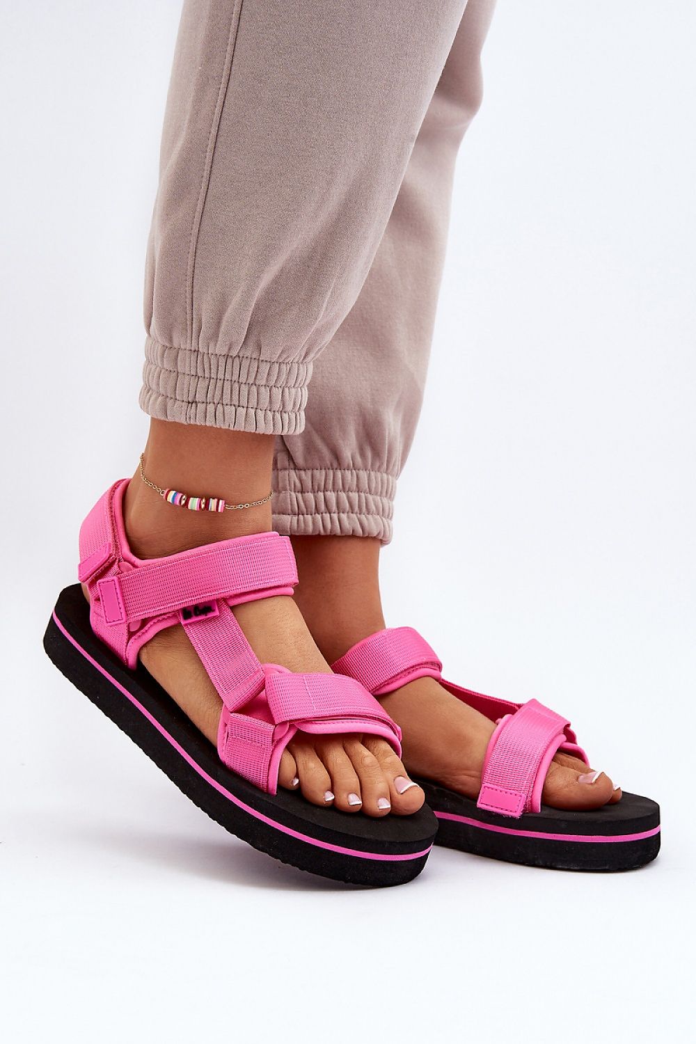  Sandały Model Lee Cooper LCW-24-05-2750L Fuksja - Step in style 