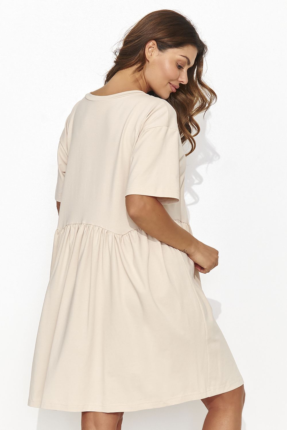  Sukienka Model NU470 Light Beige - Numinou 