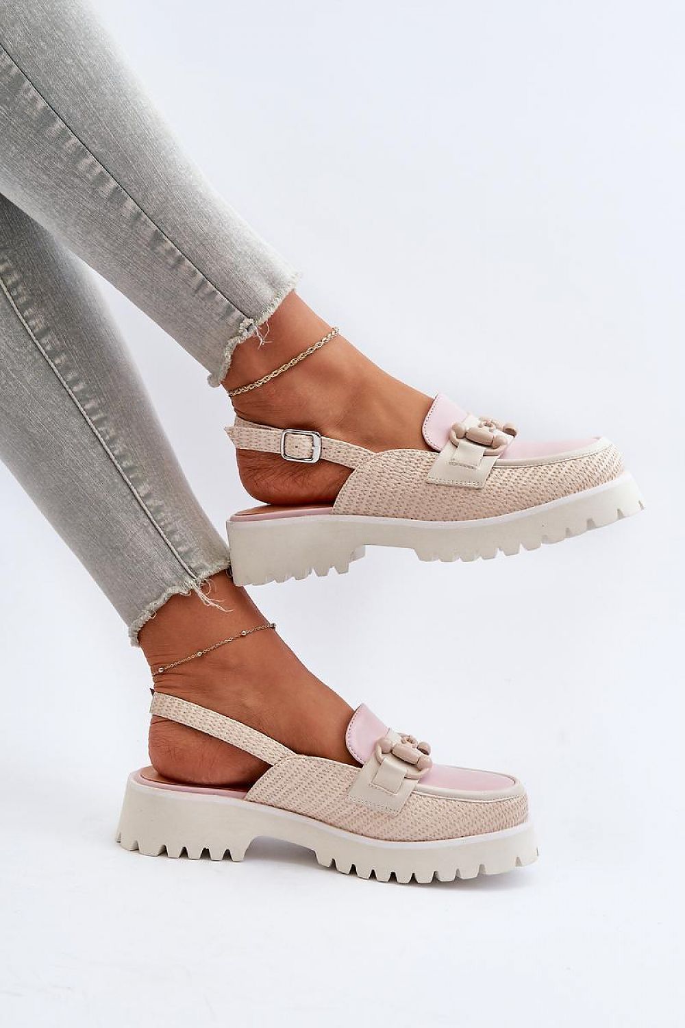  Sandały Model DA MR38-656 Beige - Step in style 