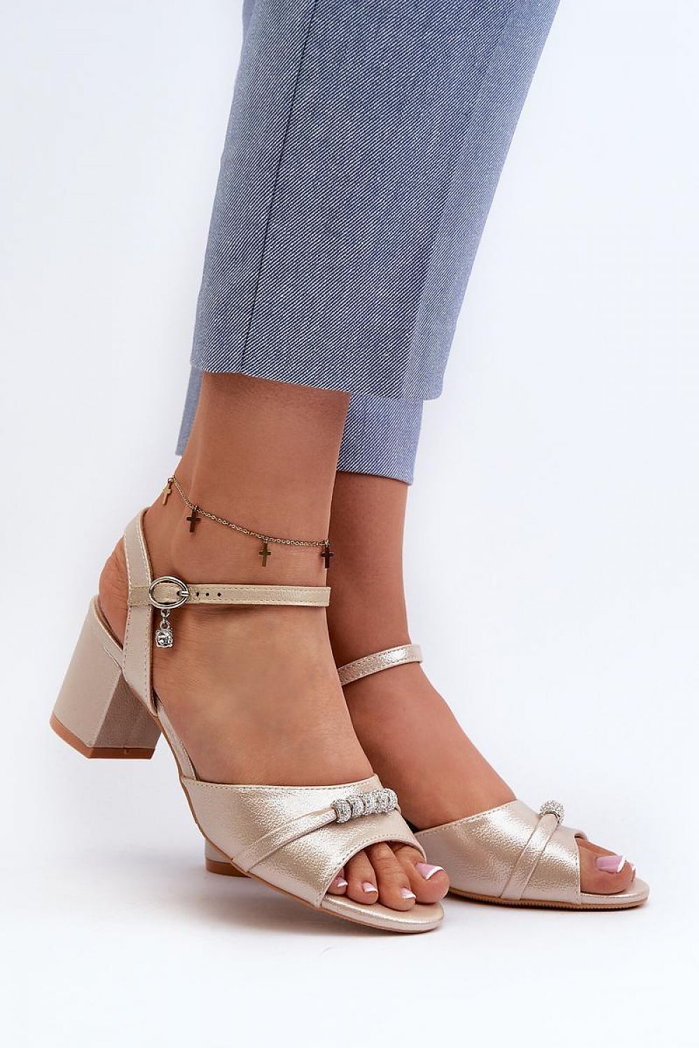 Sandały Model Narhi 20241 Gold - Step in style 