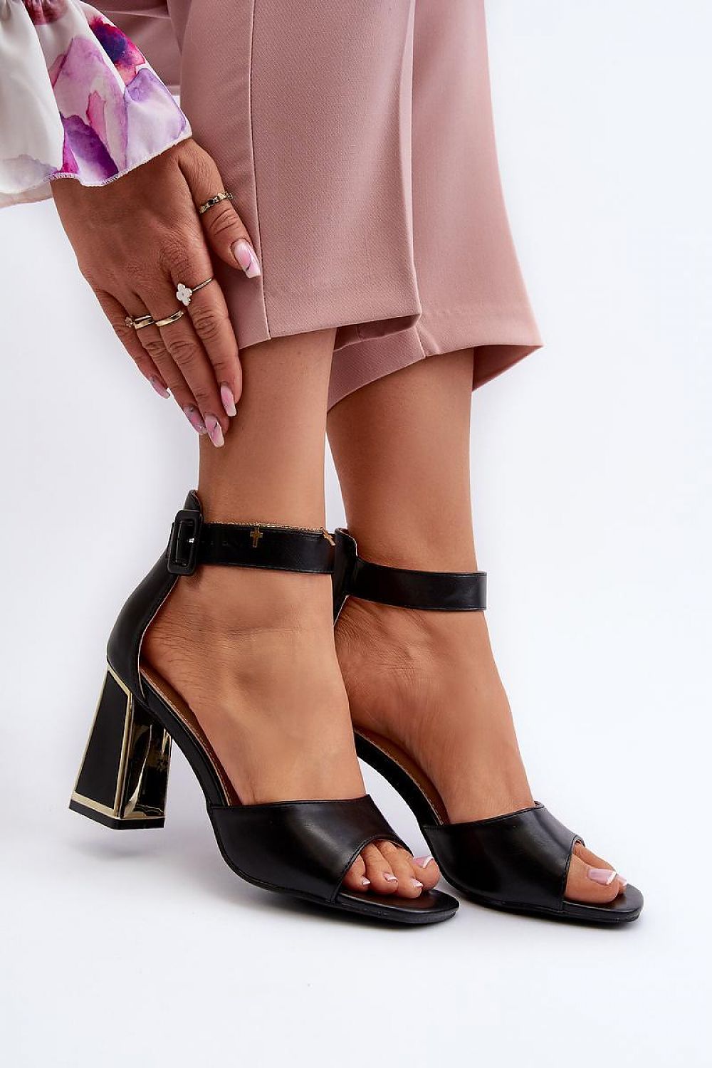  Sandały Model Rosazara 24SD35-6815 Black - Step in style 