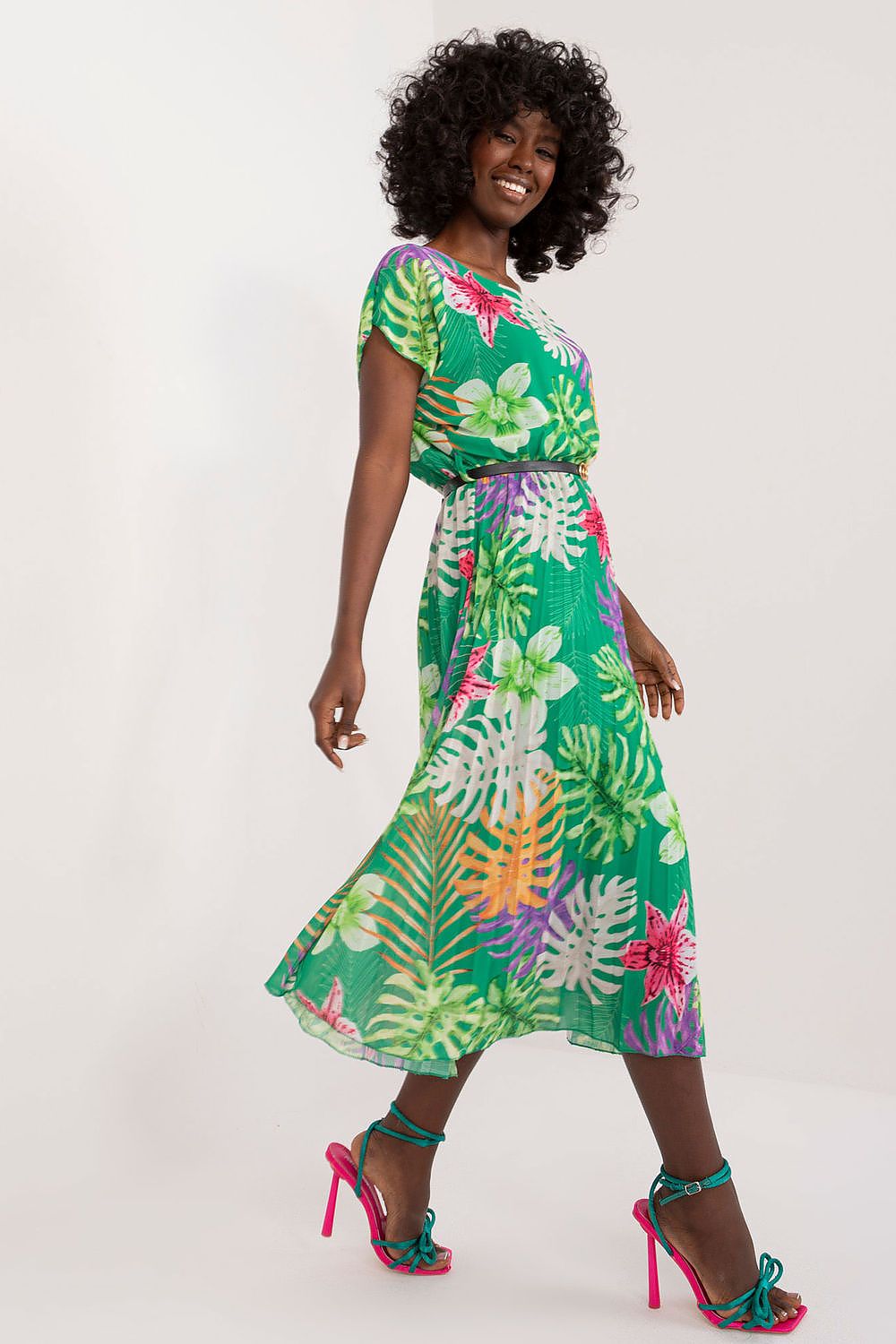  Sukienka Model DHJ-SK-8839-3.30 Green - Italy Moda 