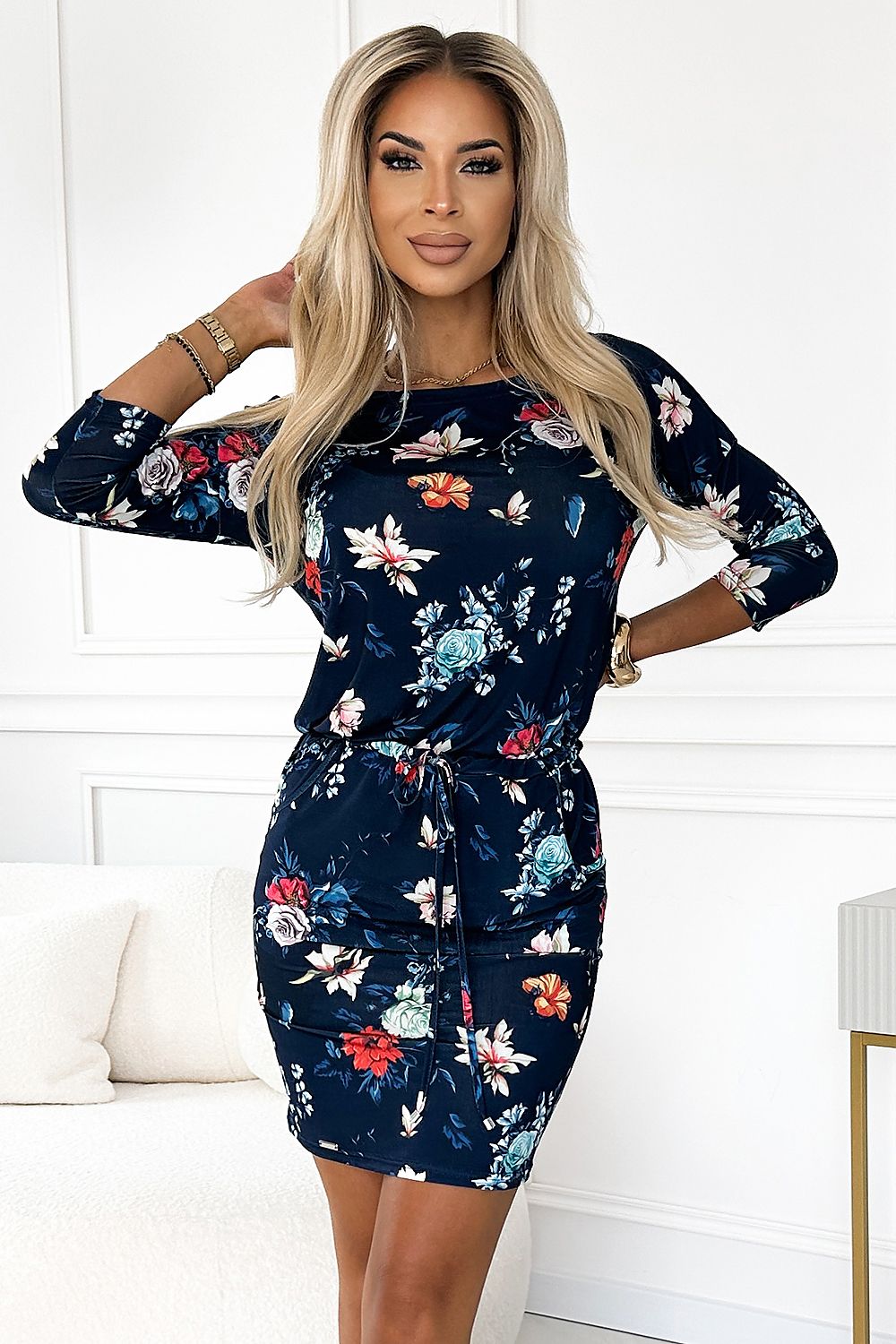  Sukienka Model 13-160 Flowers/Navy - Numoco 