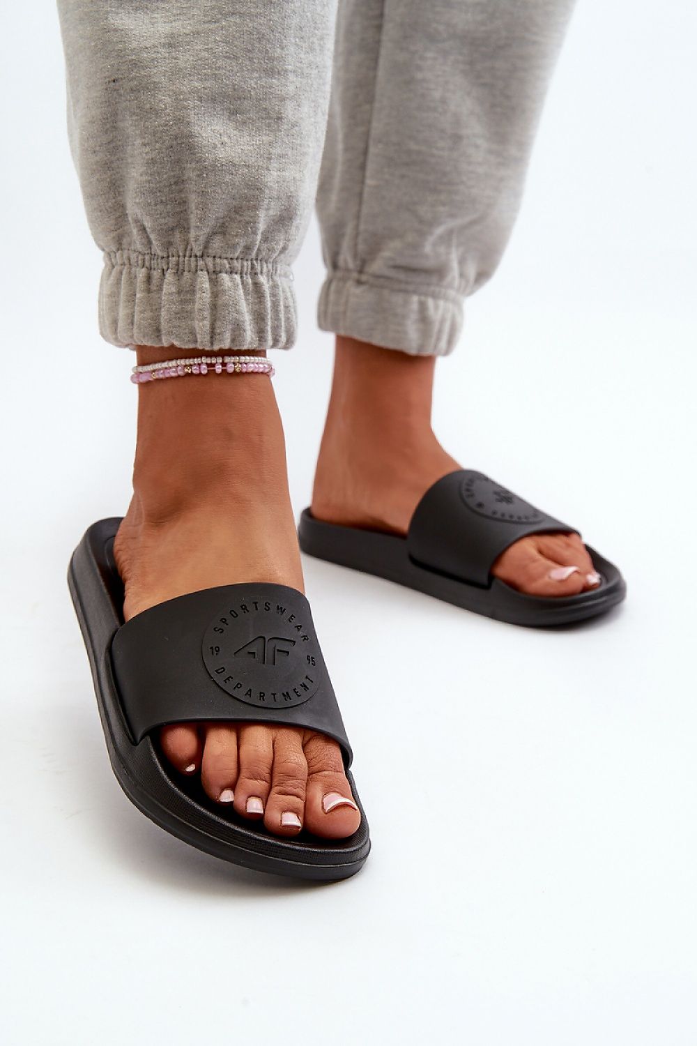  Sandał Klapki Model 4FMM00FFLIF045-20S Black - Step in style 