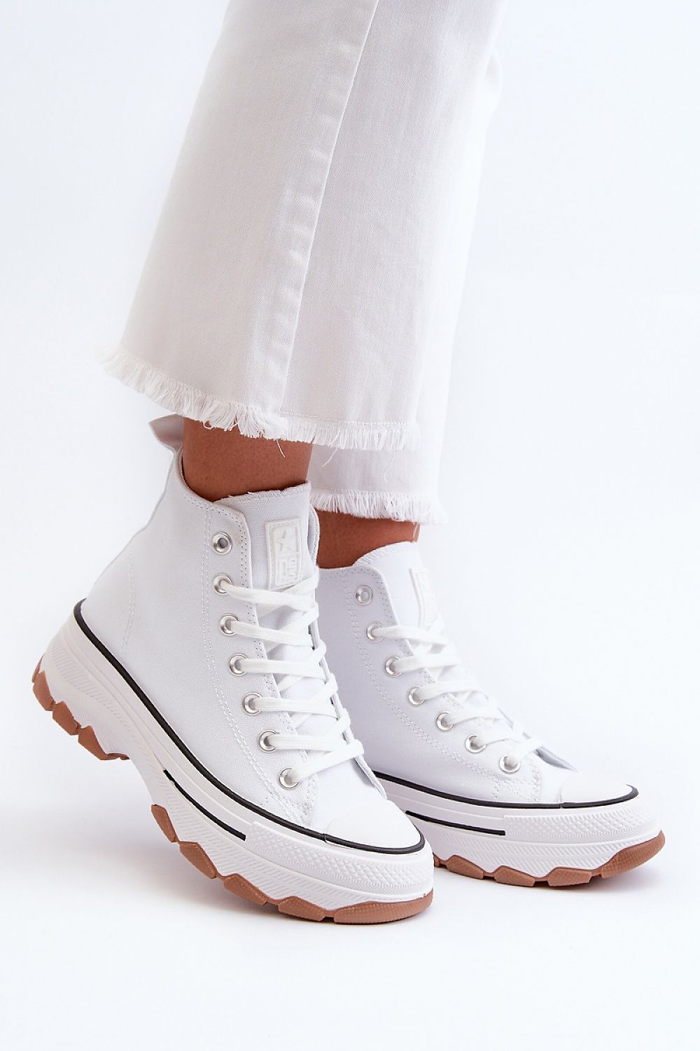   Trampki Model Valvia 24SP26-6736 White - Step in style 