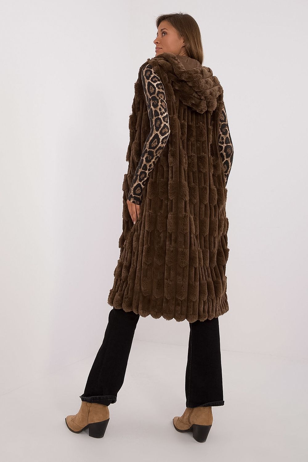   Kamizelka Model AT-KZ-2368-1.08 Dark Brown - AT 