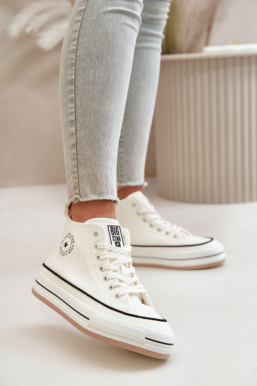   Trampki Model Big Star OO274061 White - Step in style 