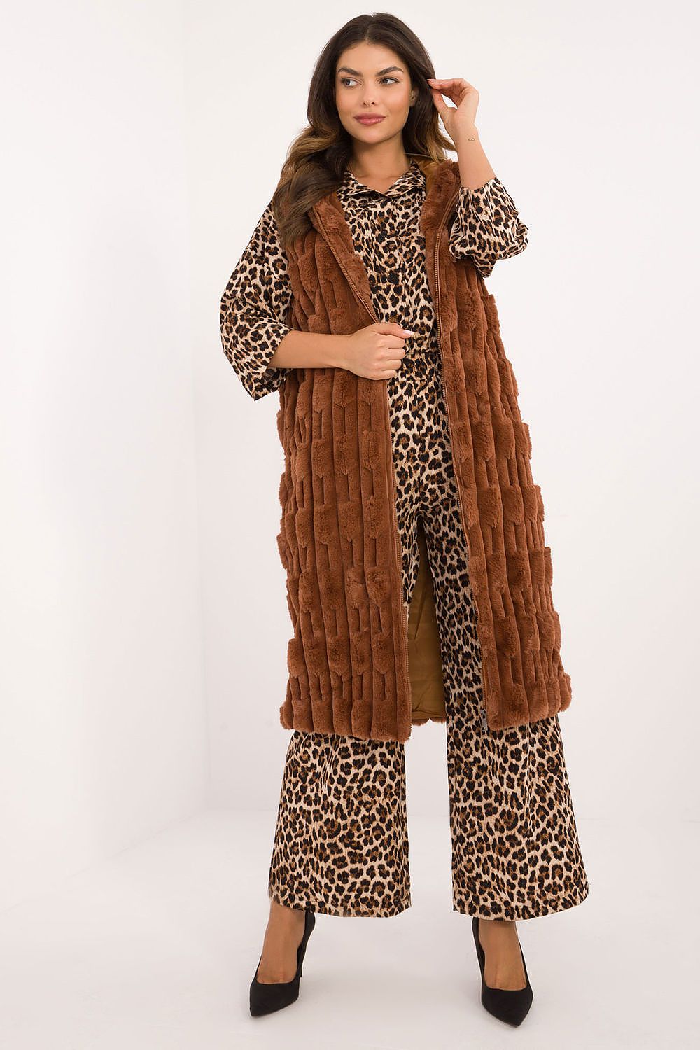   Kamizelka Model AT-KZ-2368-1.13 Light Brown - AT 