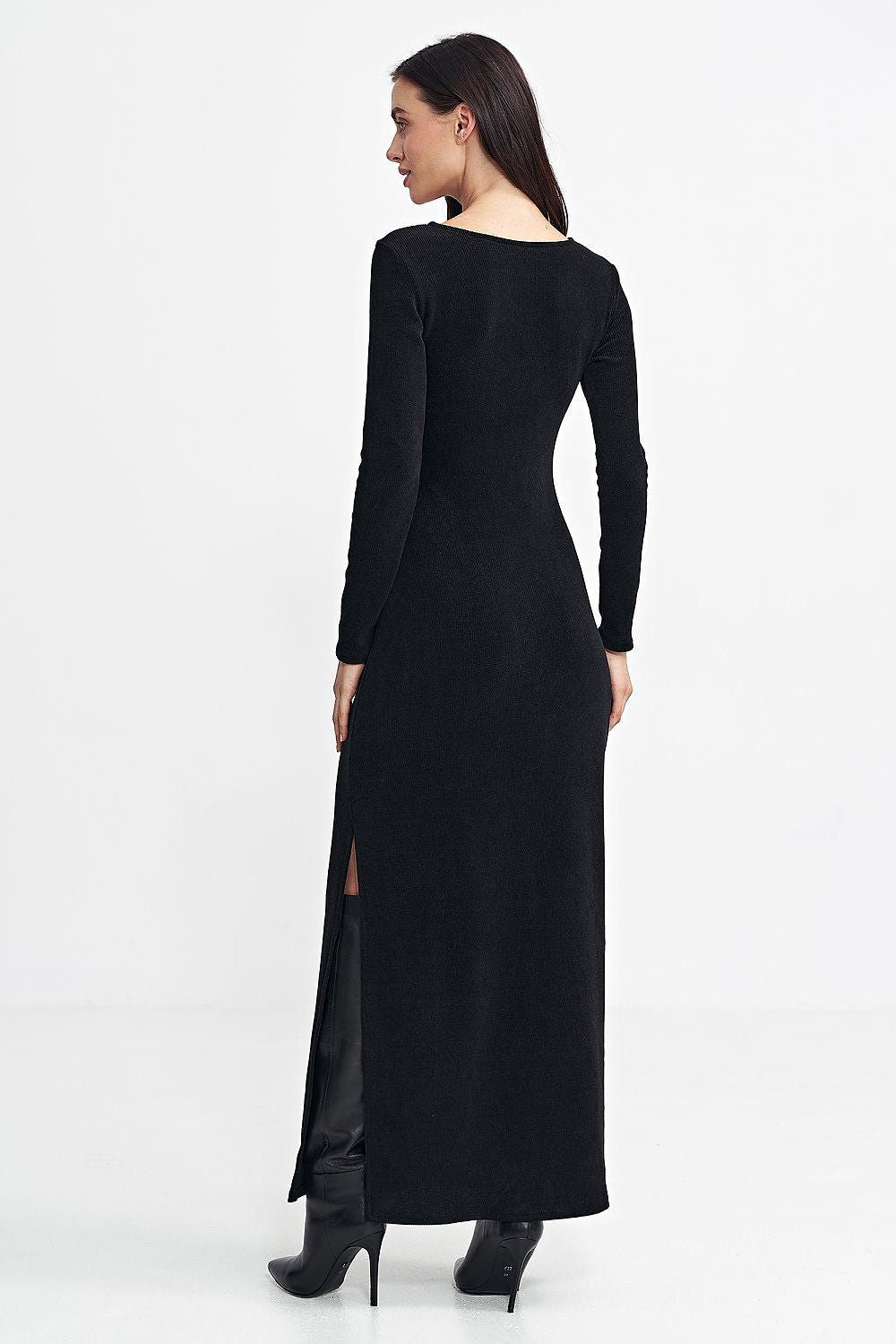 Sukienka maxi z łezką na dekolcie S261 Black - Nife 