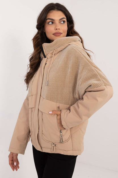   Kurtka Damska model MBM-KR-AJ218.42 Camel - MBM 