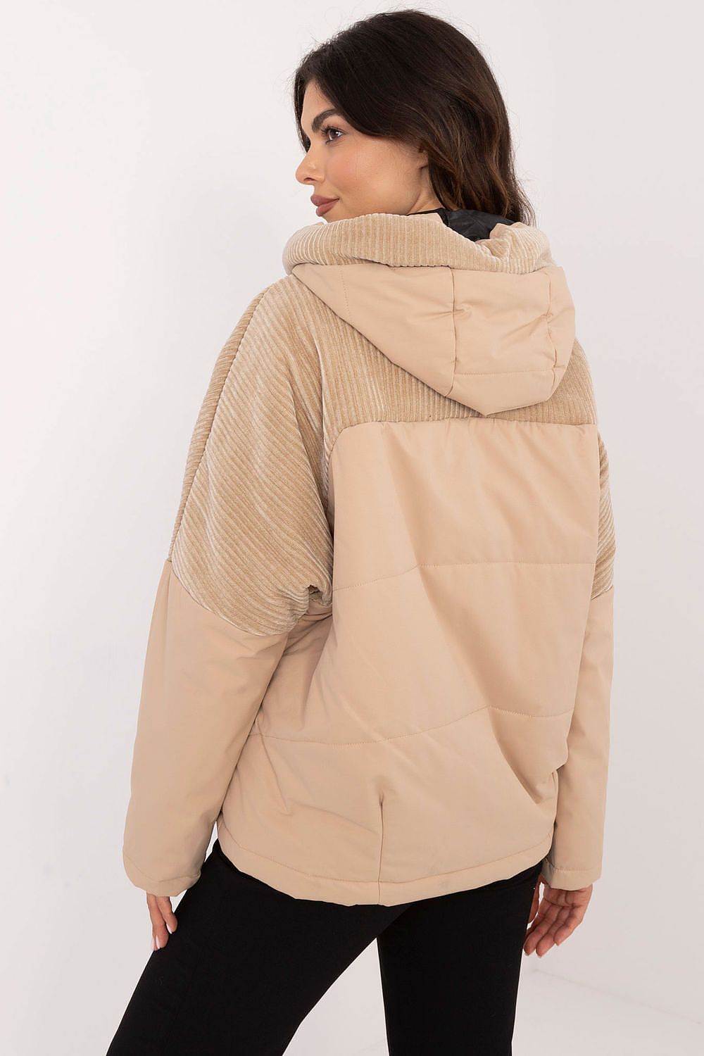   Kurtka Damska model MBM-KR-AJ218.42 Camel - MBM 
