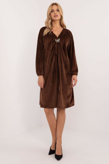  Sukienka Model DHJ-SK-19890.86P Brown - Italy Moda 