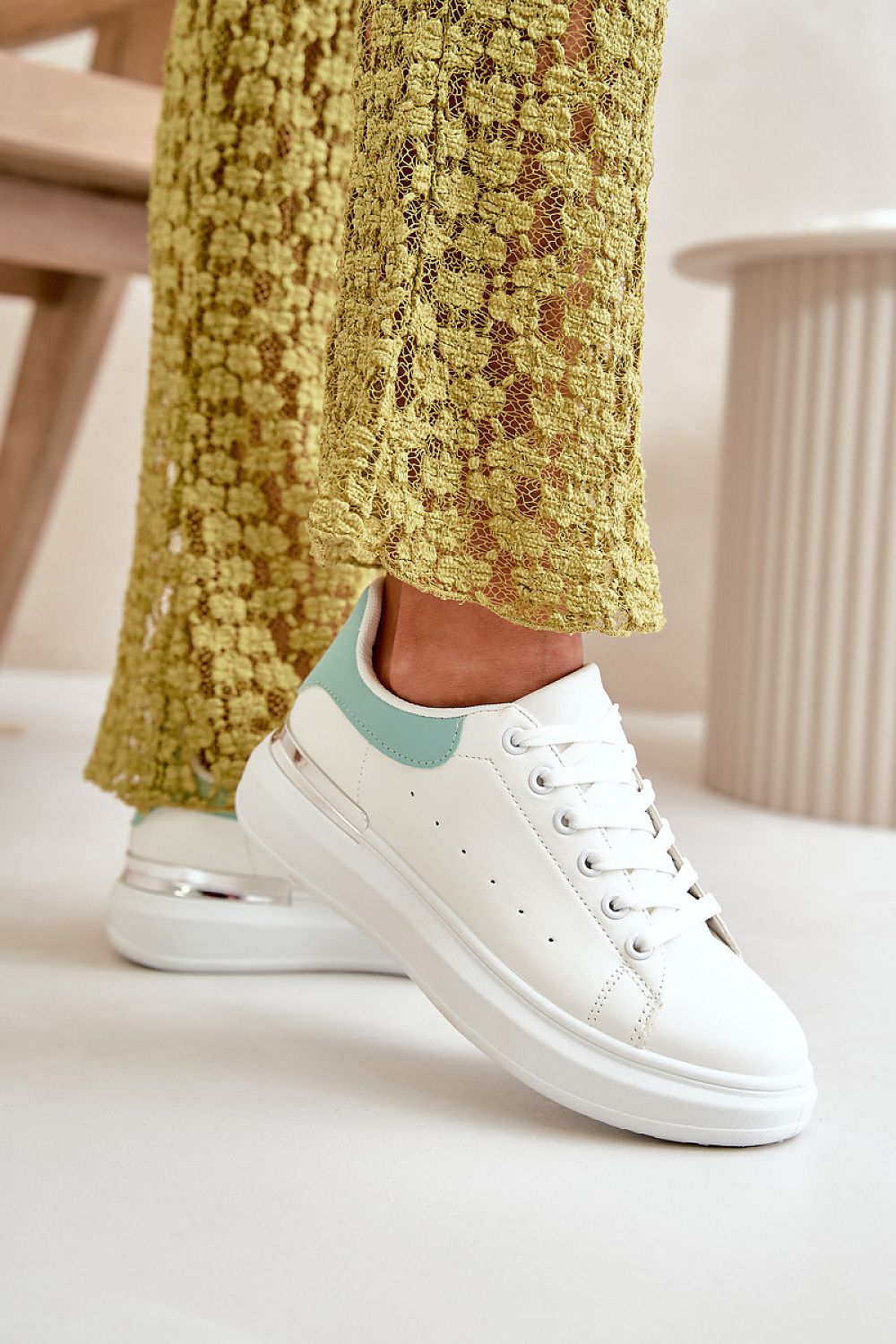   Trampki Model Nevelena JDJ-18 White/Green - Step in style 