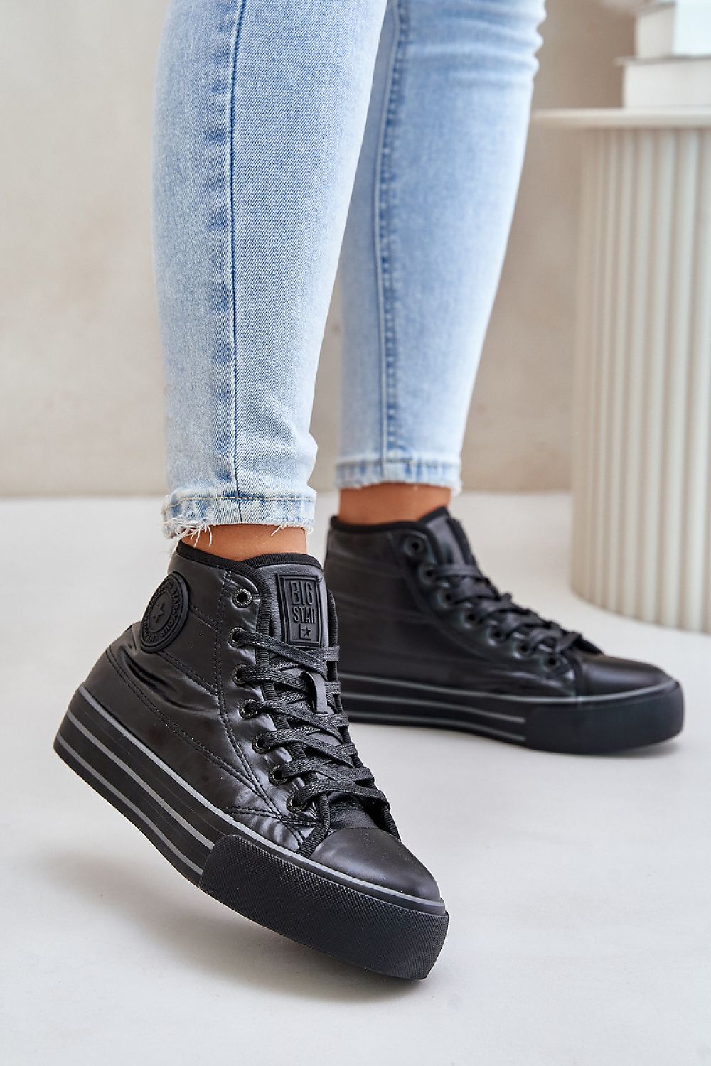   Trampki Model Big Star OO274A471 Black - Step in style 