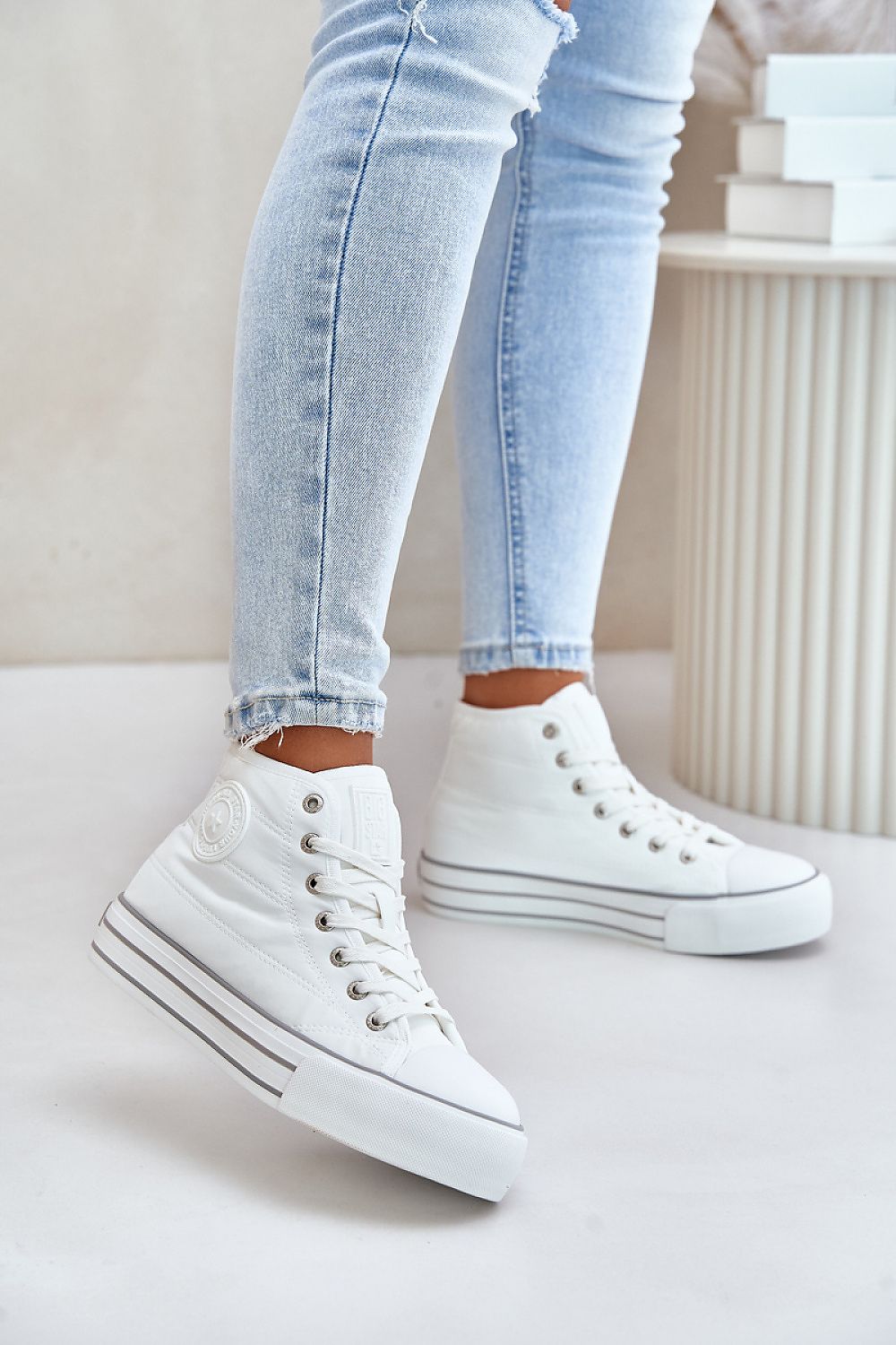   Trampki Model Big Star  OO274A473 White - Step in style 